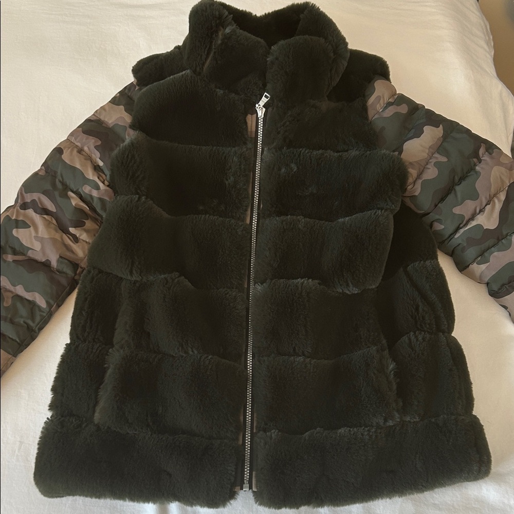 Faux Fur Dark Rich Green Jacket with Camo Sleeves S